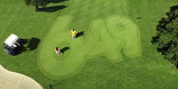 Photograph Paul Lang 649 Golf on One Eyeland